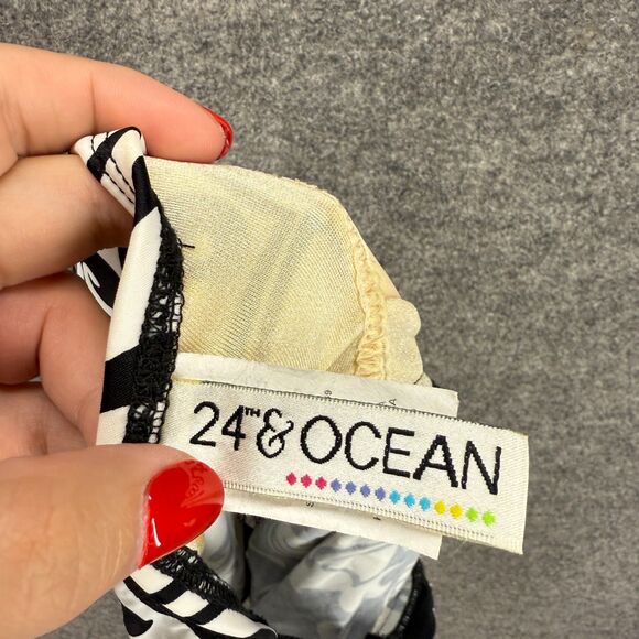 24th & Ocean Tankini Top Women L Large White Geometric Push Up Halter Neck - Picture 5 of 7